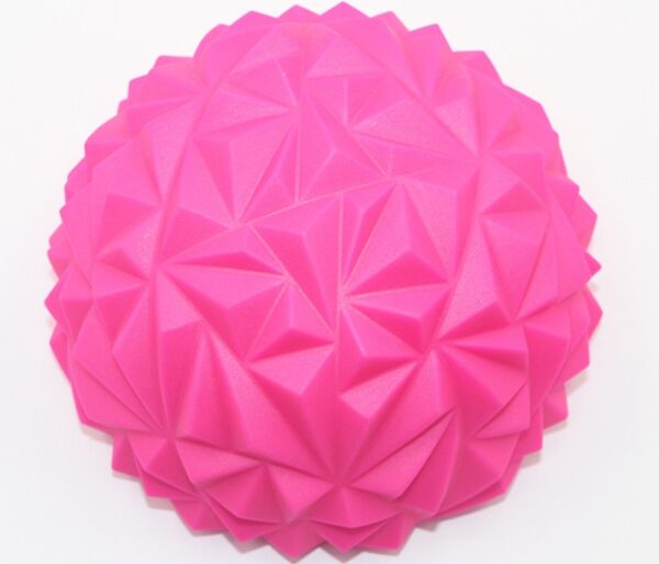 Hard hand holding thorn ball
